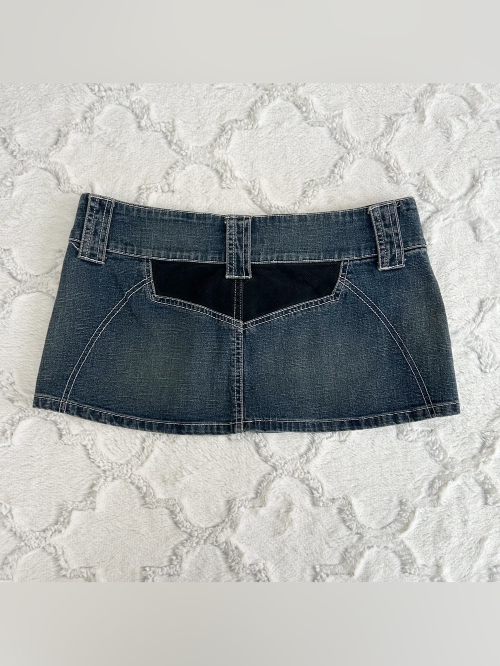 Vintage Y2K Studded Denim Low Rise Micro Mini Skirt Size 7 - Picture 5 of 9